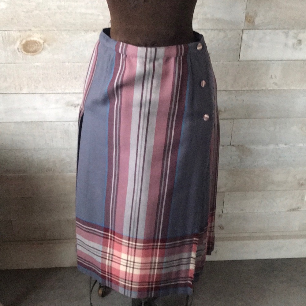 AlJean genuine wool tartan skirt